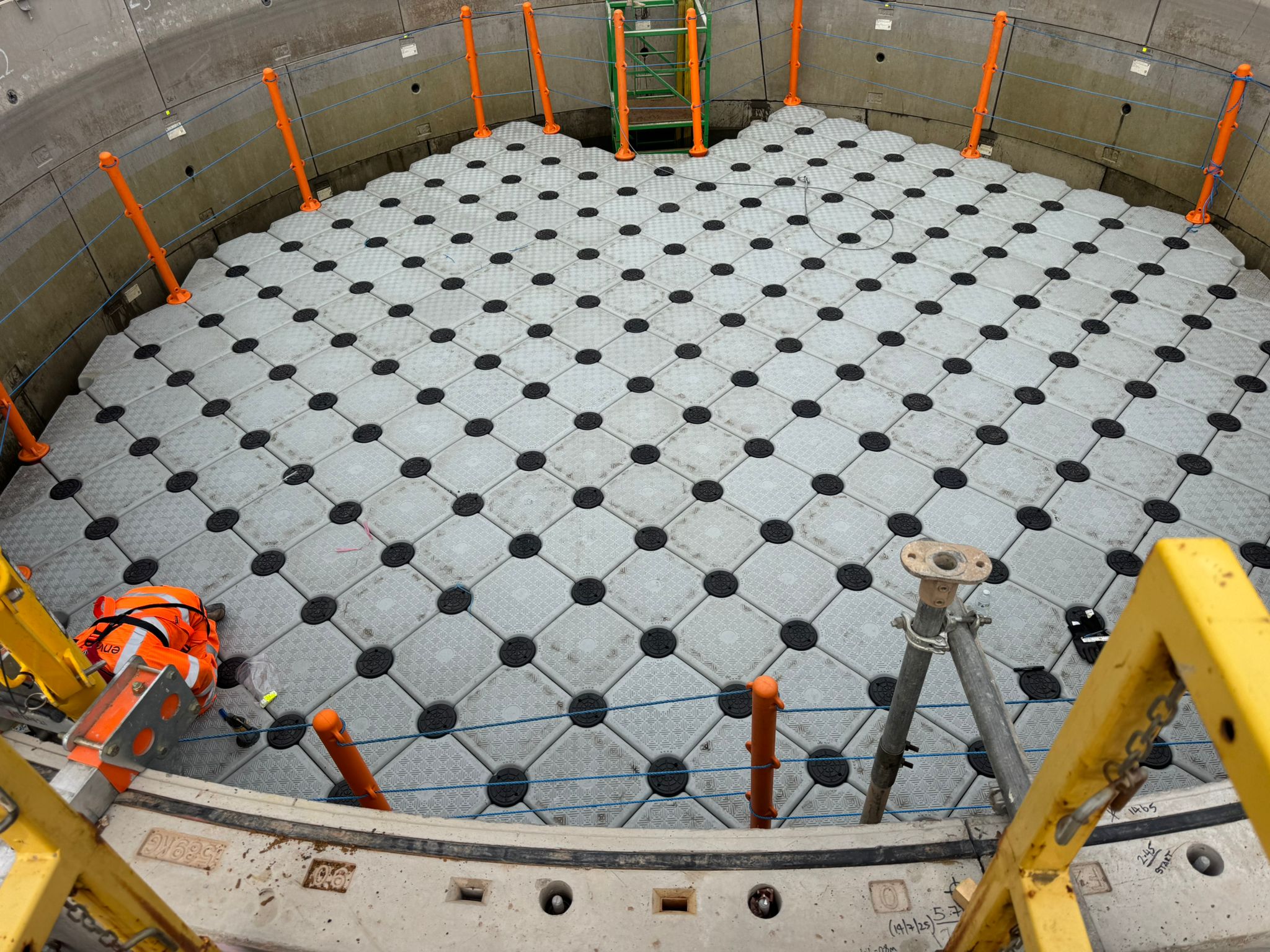 Cube modular pontoon system in use