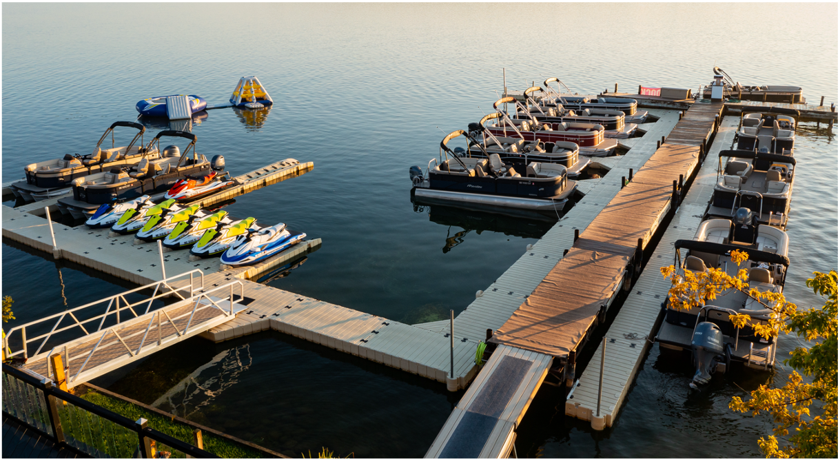 Modular floating dock
